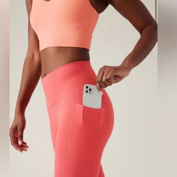 Athleta 2X Salutation Stash Pockets II Capri - New - Picture 4 of 6